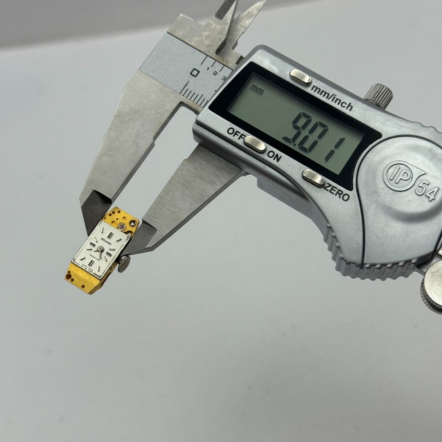 9mm Running Nivada FHF 59-21 Manual Wind 17 Jewels Swiss Watch Movement PARTS