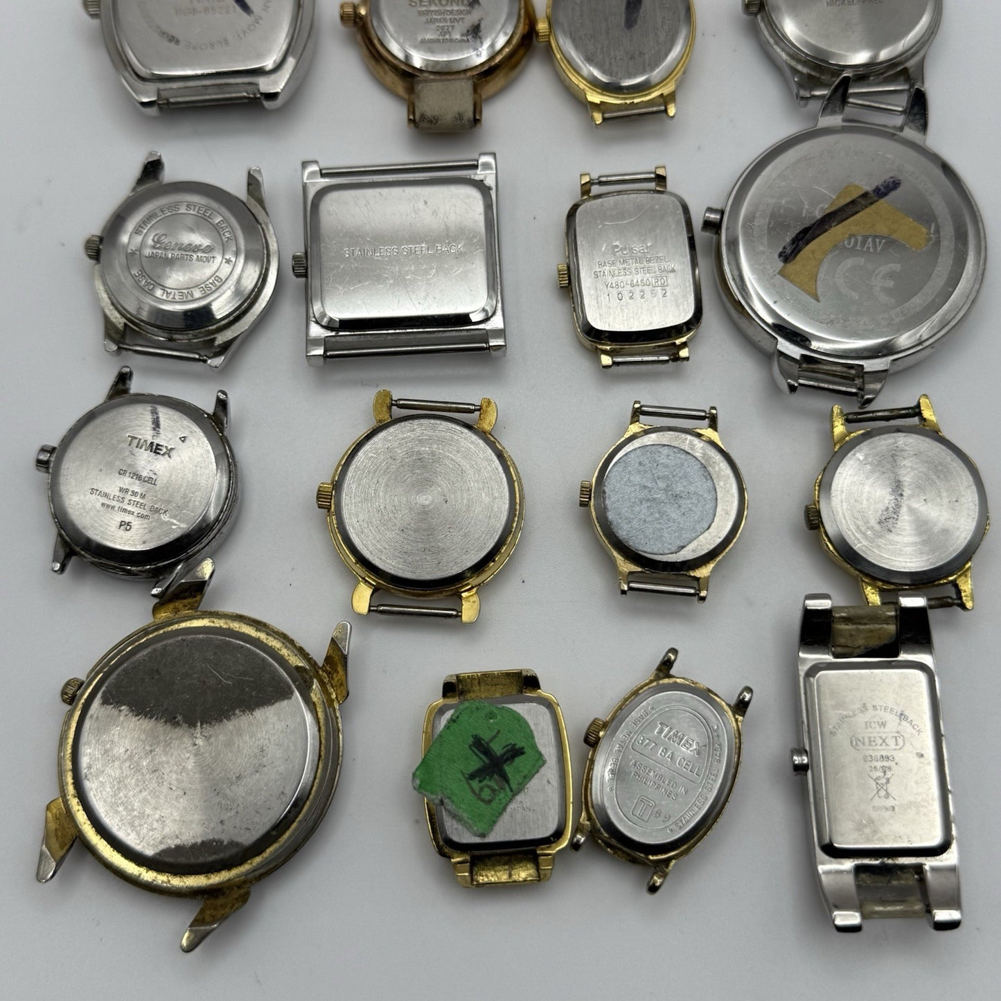 Bundle Of 16 Quartz Watches Modern / Vintage Untested Parts / Repair / Crafts