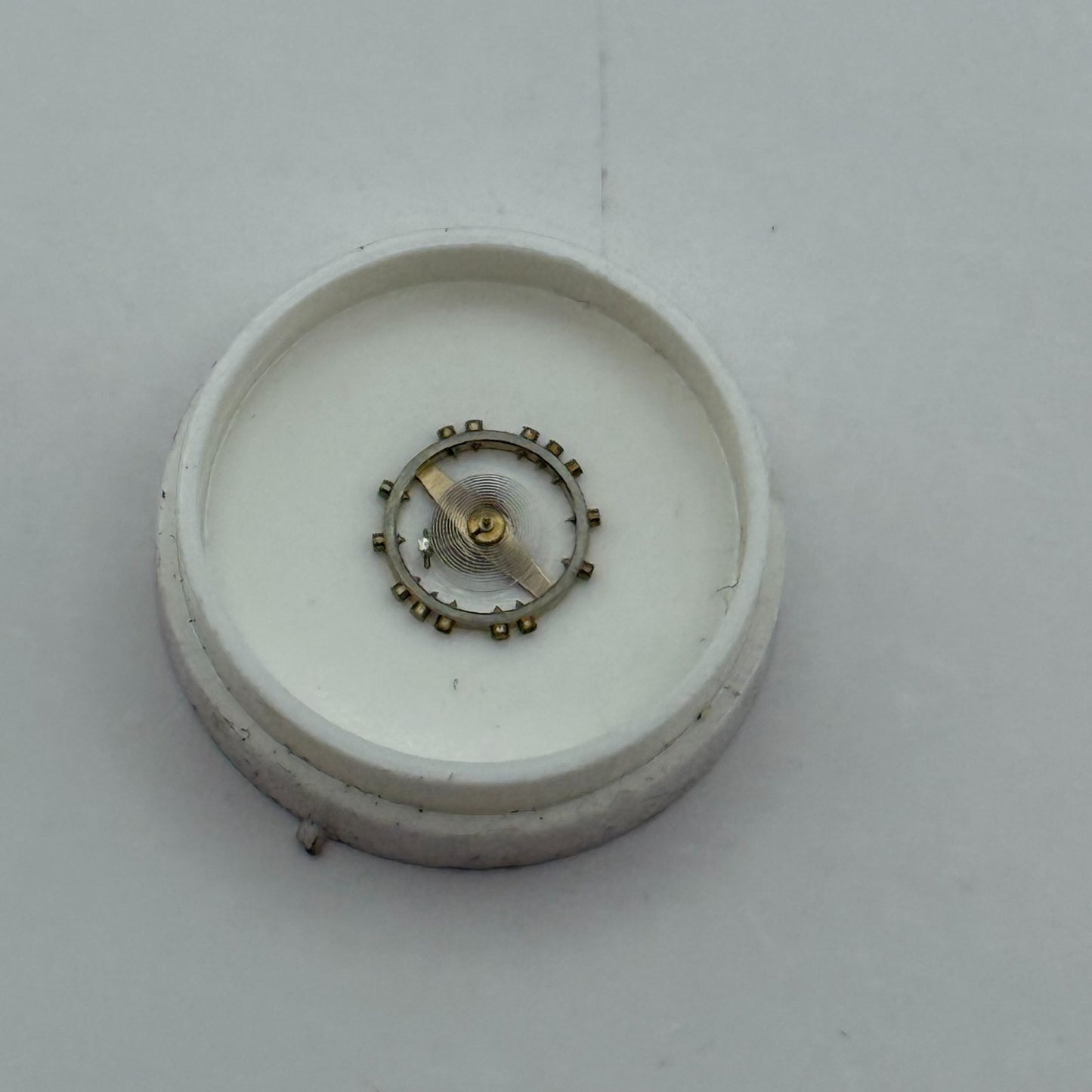 AS 1677 Balance Wheel Complete And Spring 1414 M Watch Movement Parts NOS