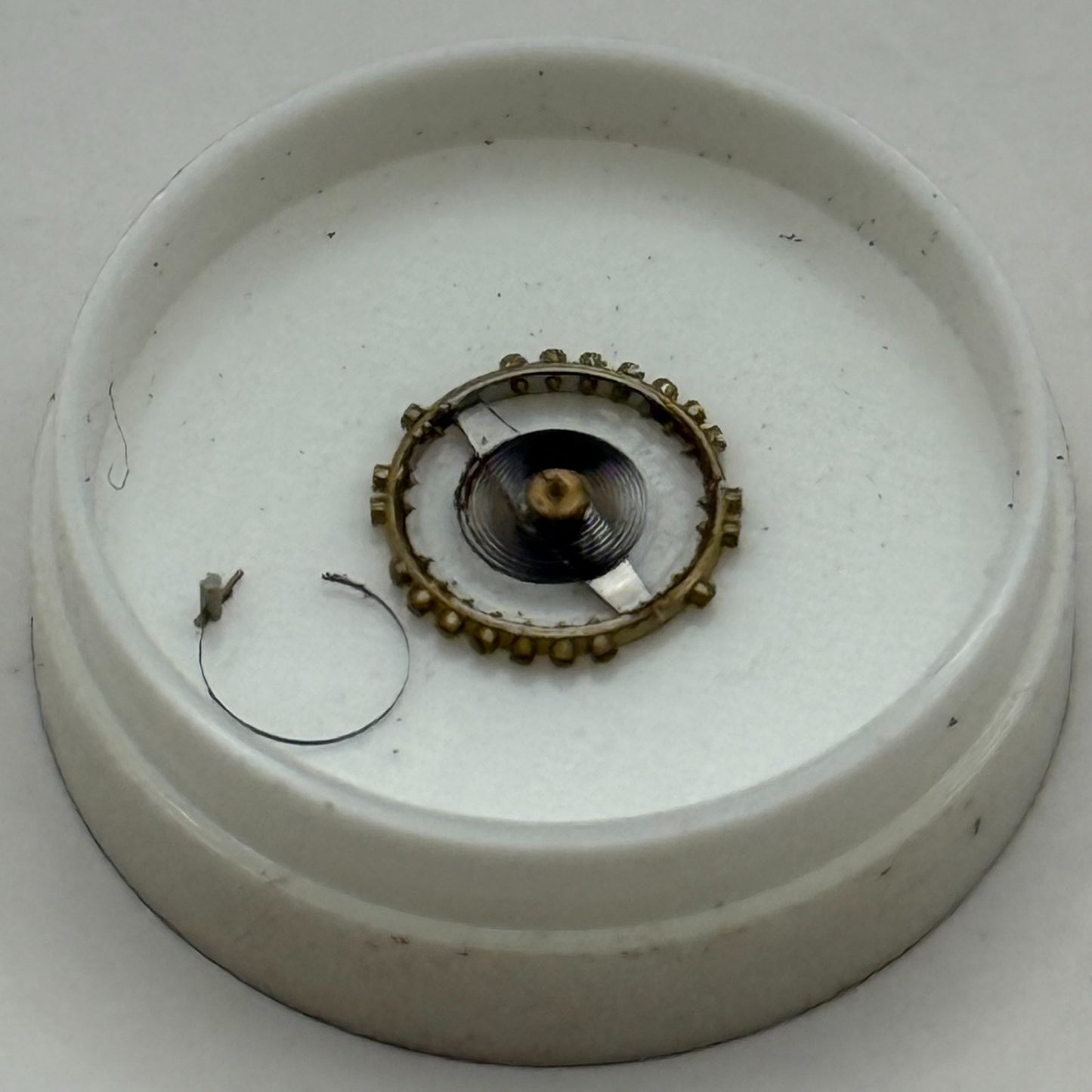 ETA 651 Balance Complete 4 1/4''' Renata 141 Watch Movement Parts DAMAGED