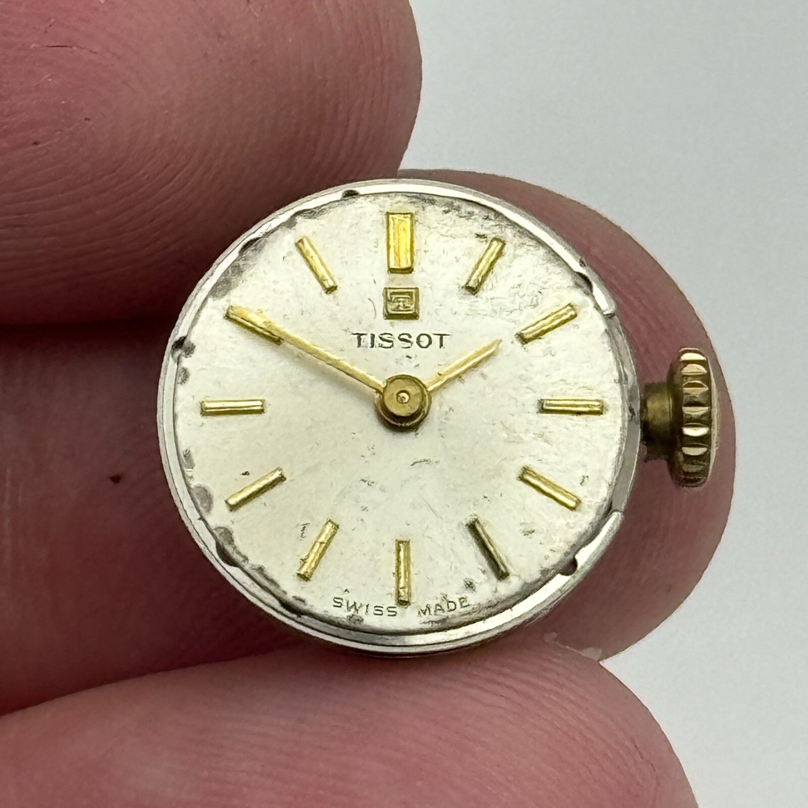 15.5mm Tissot 709 Swiss 17 Jewels Manual Wind Watch Movement Crown Vintage PARTS