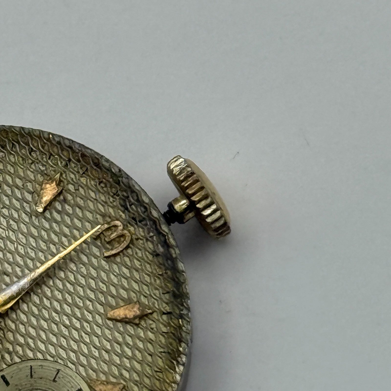 AS 1002 984 Watch Movement Avia Manual Wind Vintage Swiss Parts Repair 23.4mm