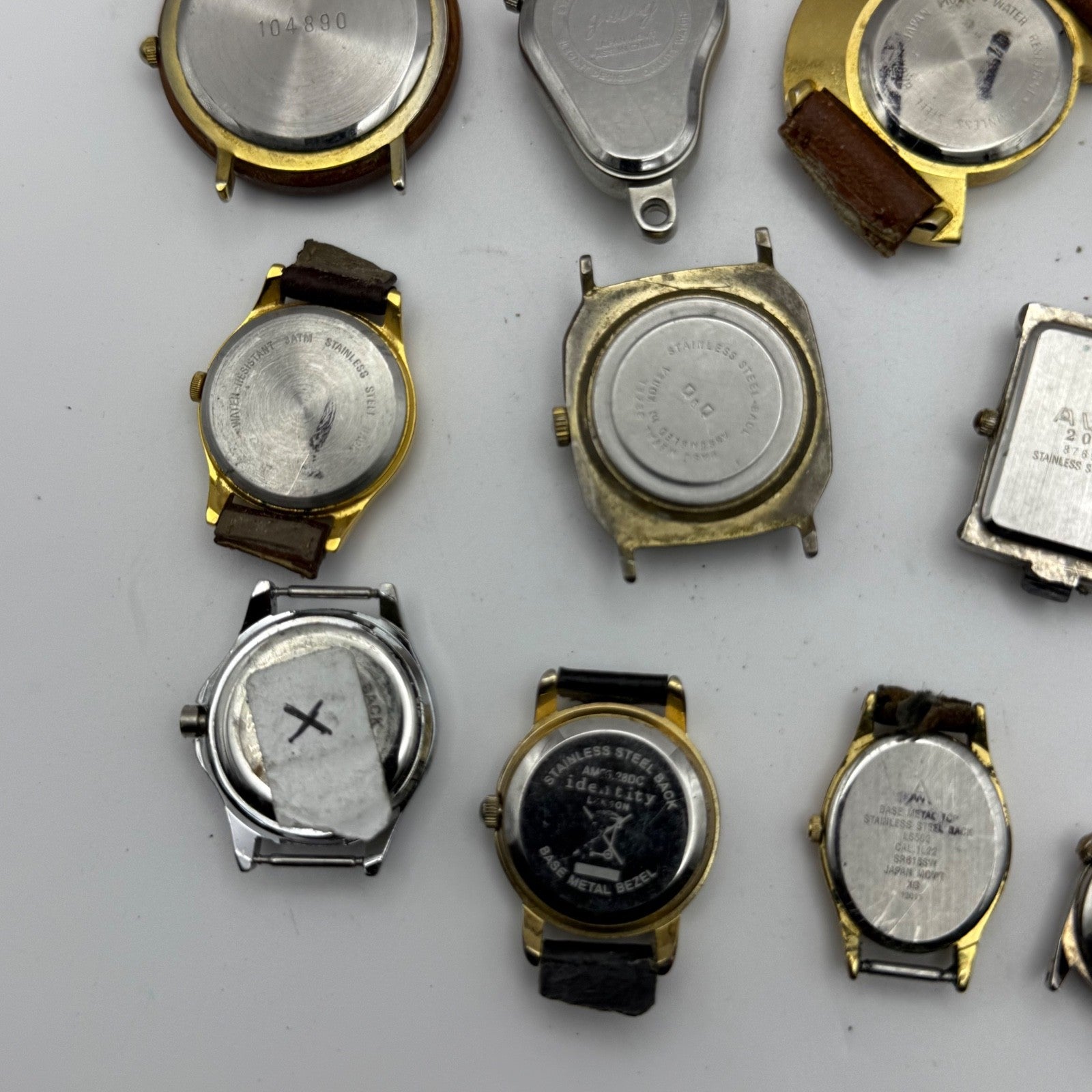 Bundle Of 16 Quartz Watches Modern / Vintage Untested Parts / Repair / Crafts