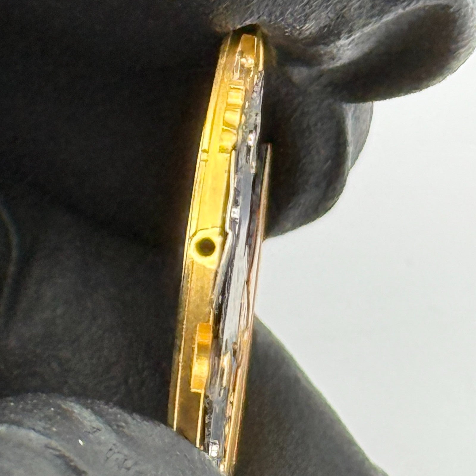 Omega 1434 Quartz Watch Movement 6 Jewels Swiss Vintage Parts Repair 23.8mm