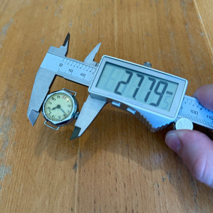 25mm Vintage Trench Style Manual Wind Swiss Made Red 12 Watch PARTS / REPAIR