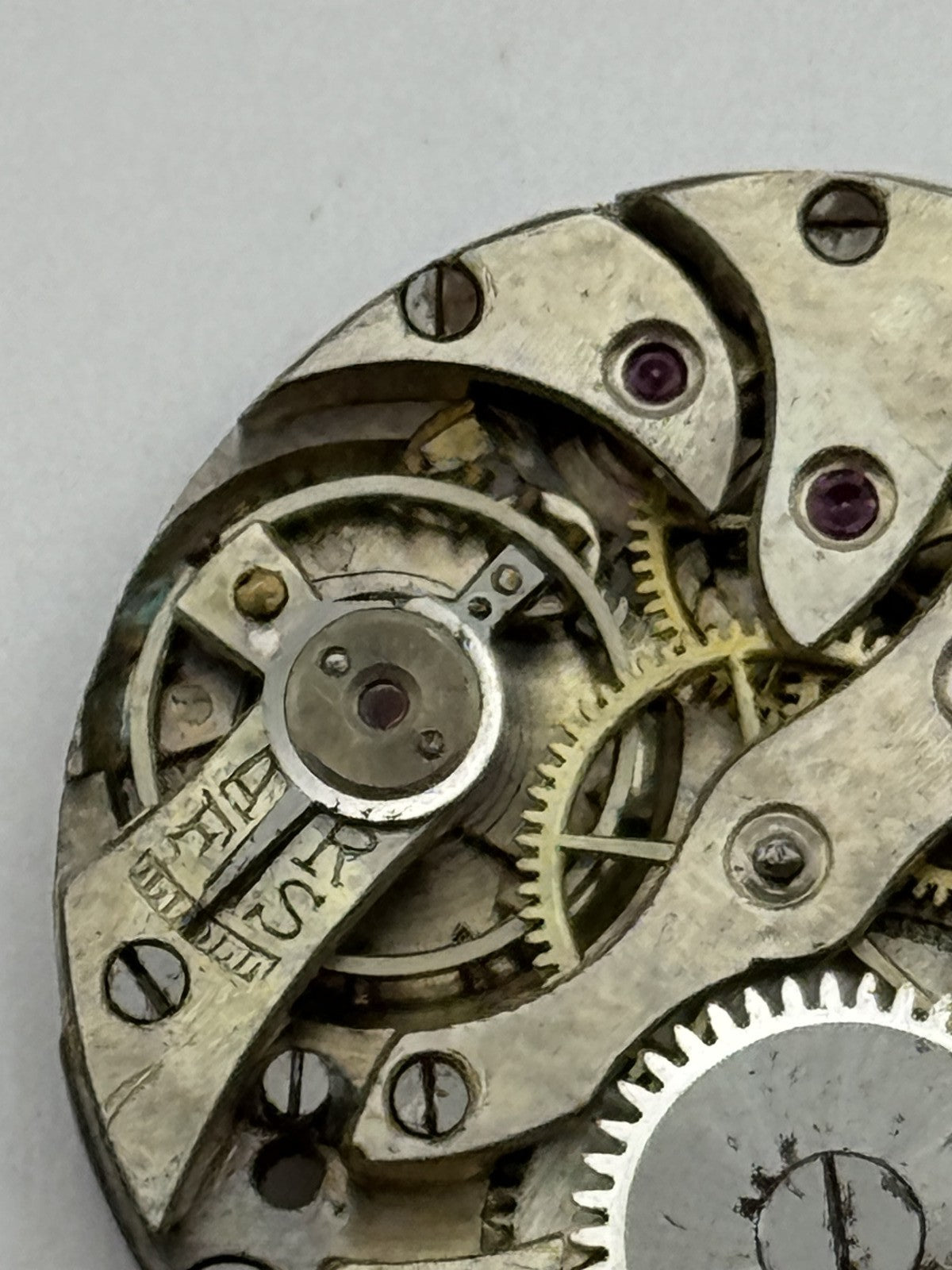 23.7mm Vintage Unidentified 15 jewels trench Manual Wind Watch Movement PARTS