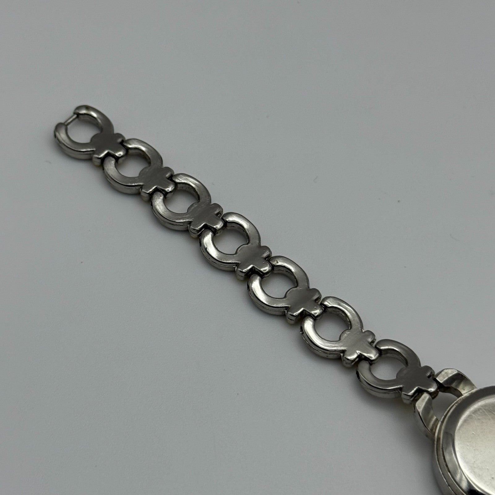 22mm Working Ladies Via Lucia 181 Two Tone Gold And Silver Quartz Watch 7 Inches