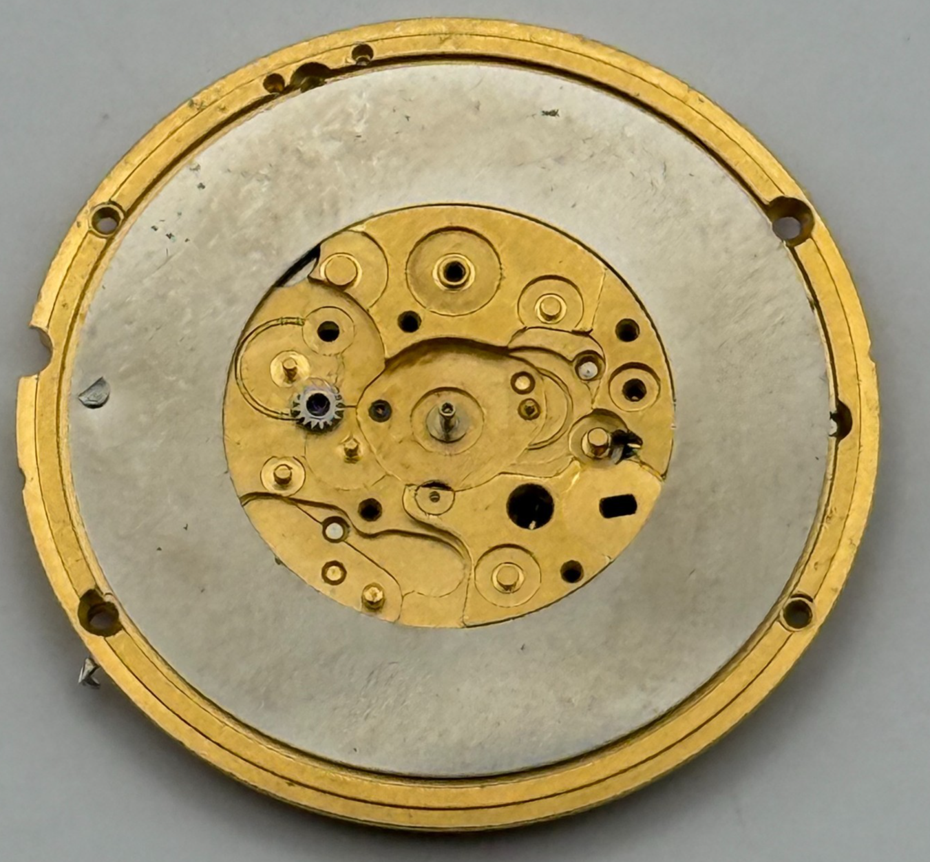 Omega 1434 Quartz Watch Movement 6 Jewels Swiss Vintage Parts Repair 23.8mm