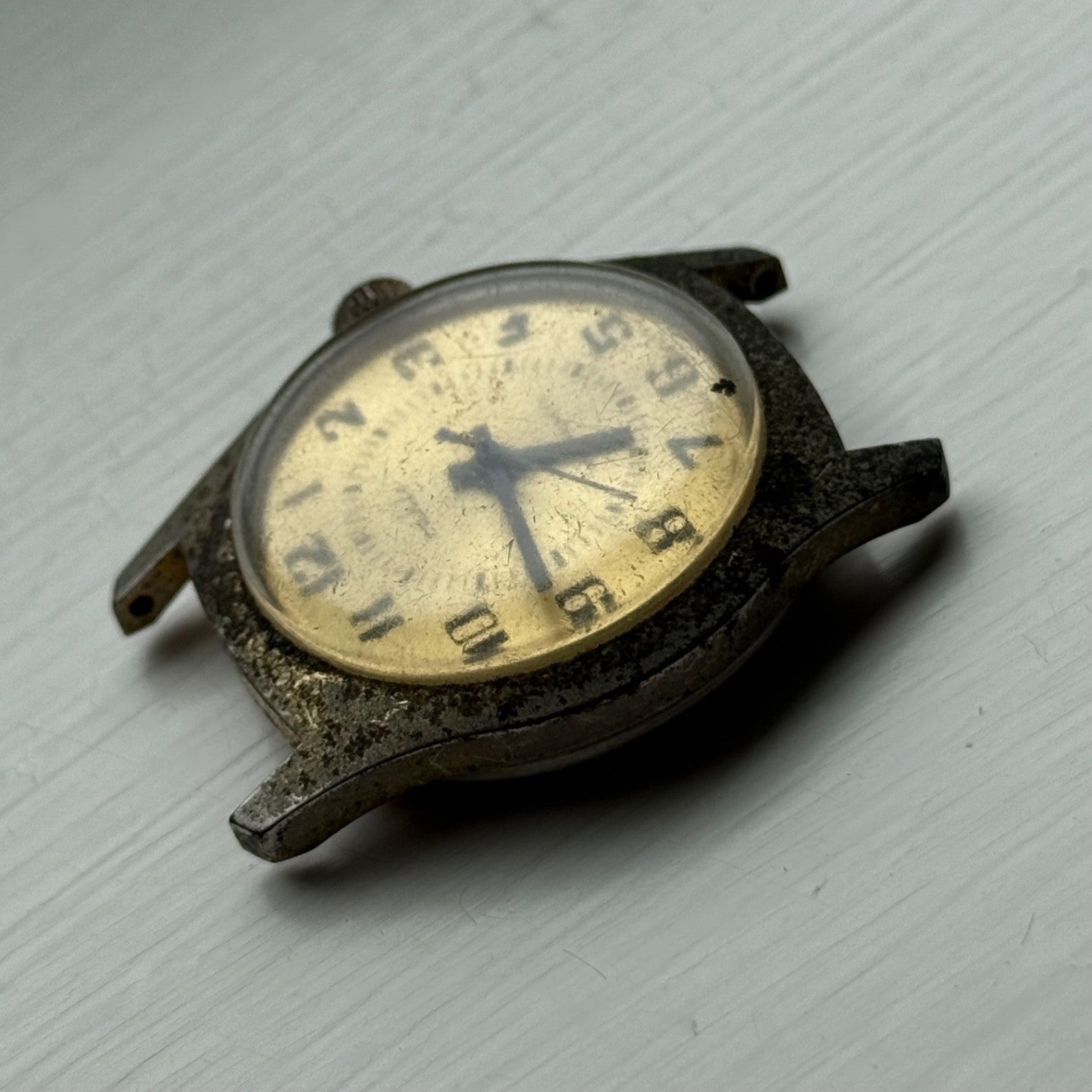 34mm Vintage Ruhla Made In GDR Antimagnetic Manual Wind Watch PARTS / REPAIR