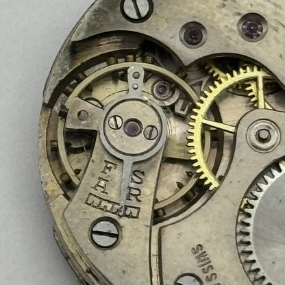 27.3mm Mens Unidentified 15 Jewels Trench Watch Movement Manual Wind Swiss PARTS