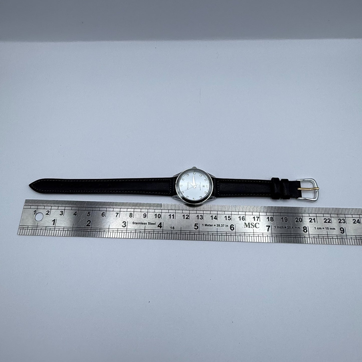 Pulsar Ladies Quartz Watch Date Dial Diamond Markers Leather Strap Working 27mm