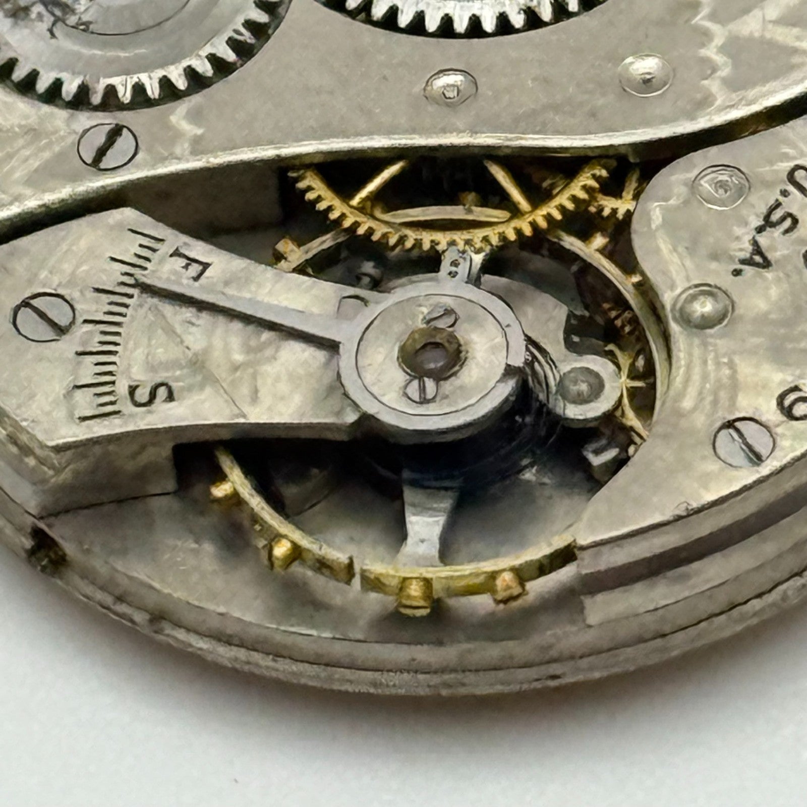 1918 Antique 6/0s Elgin 431 Model 2 American Watch Movement PARTS REPAIR SPARES