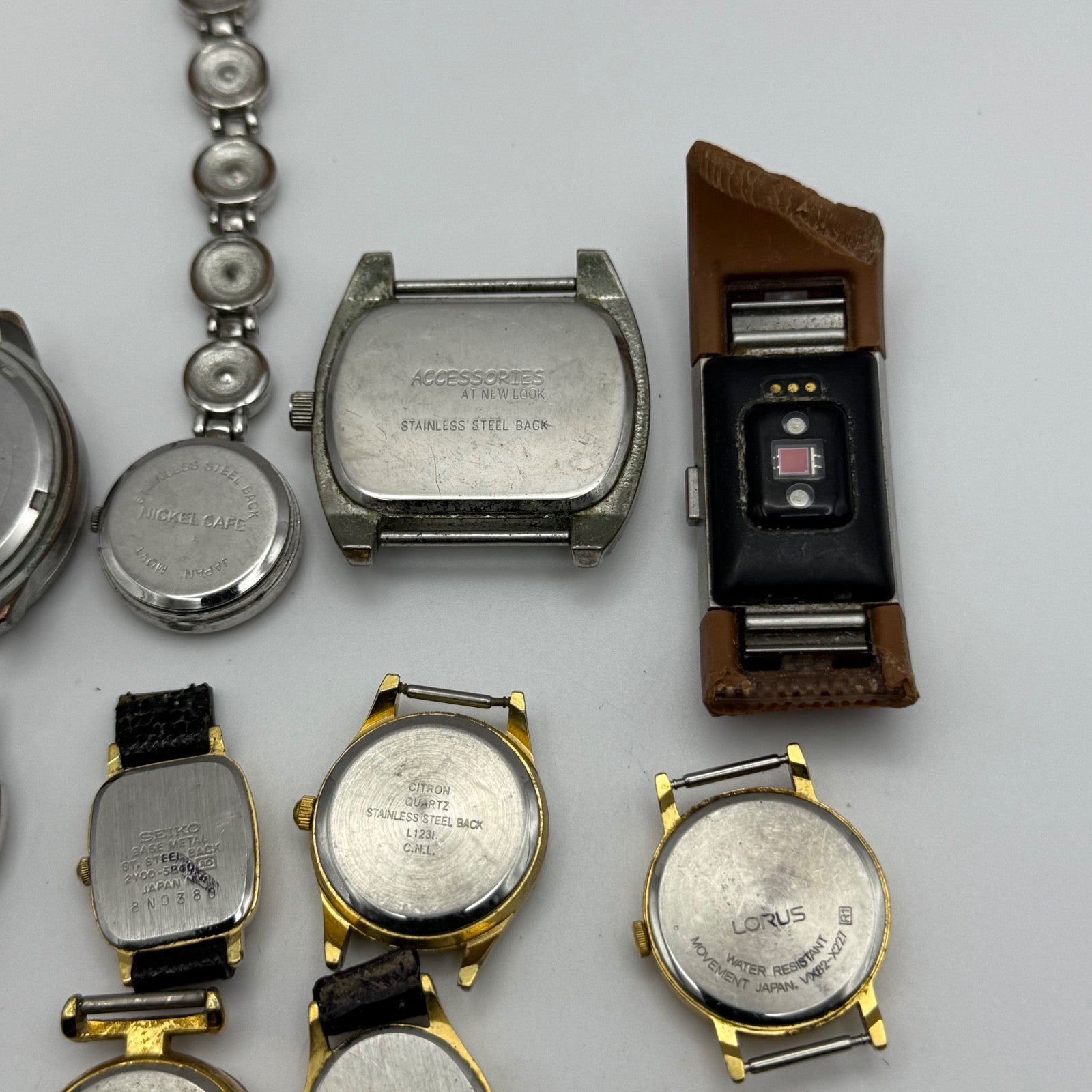 Bundle Of 16 Quartz Watches Modern / Vintage Untested Parts / Repair / Crafts