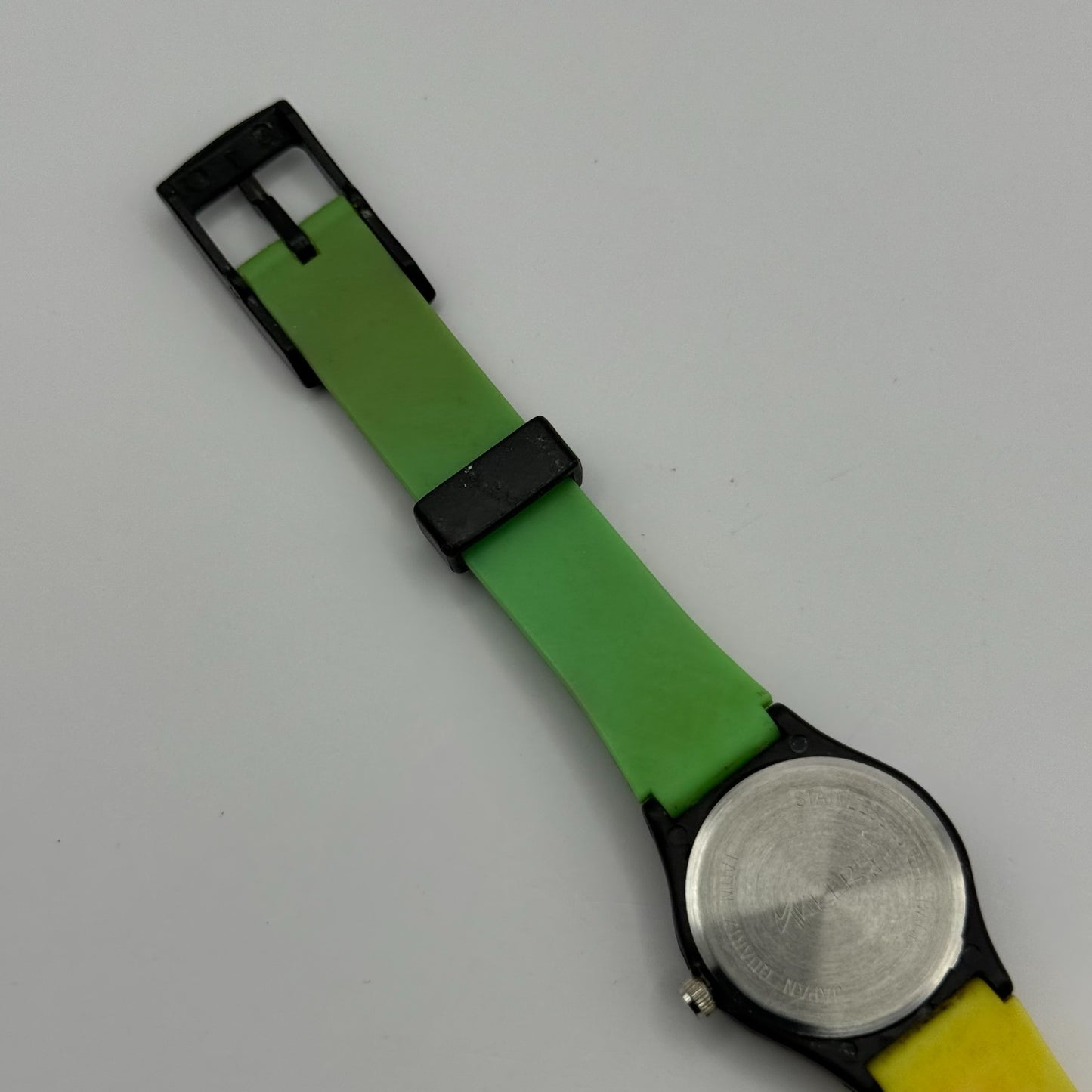 Tikkers Unisex Kids Quartz Watch Colorful Dial Green Yellow Strap Working 24mm