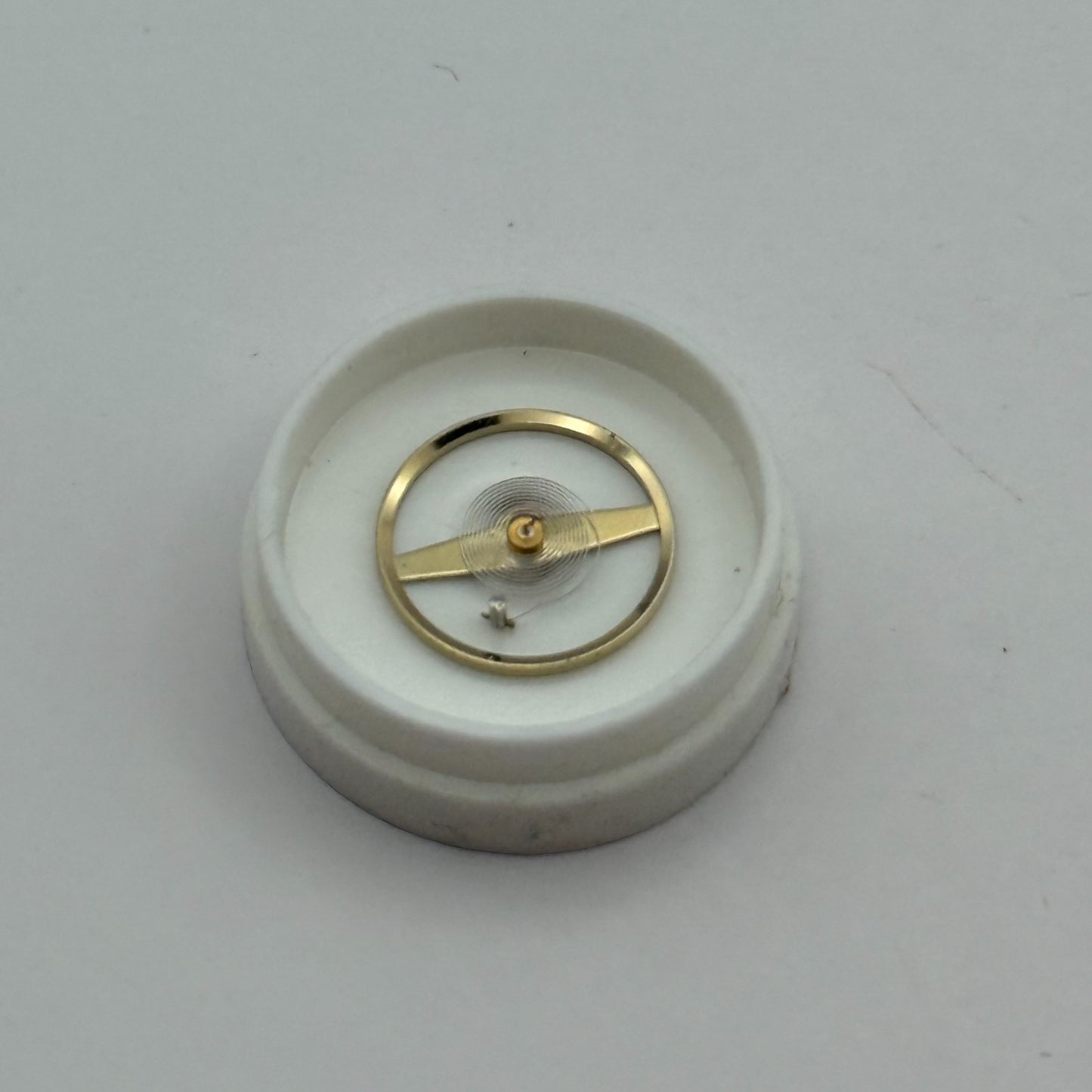 ST 1686 1786 Balance Wheel Complete And Spring  1115 M Watch Movement Parts