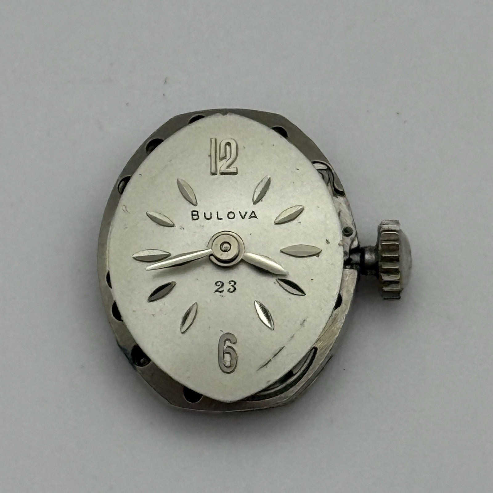 13.1mm Vintage Ladies Bulova 5AT Manual Wind Swiss Watch Movement PARTS REPAIR