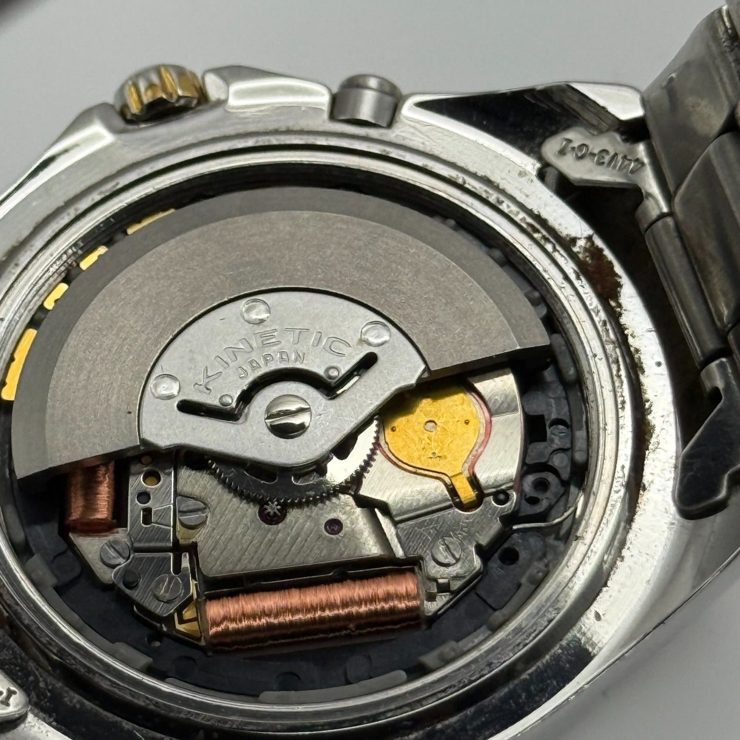 Seiko Kinetic 50M Men's Quartz Watch 5M63 - 0AC0 Date Dial 41mm PARTS REPAIR