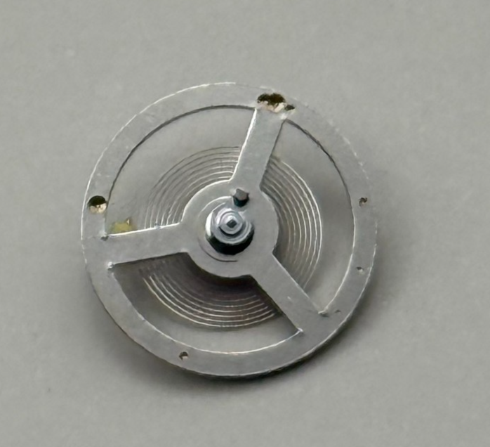 Roski LSH 1262 Balance Wheel Complete And Spring Watch Movement Parts NOS 