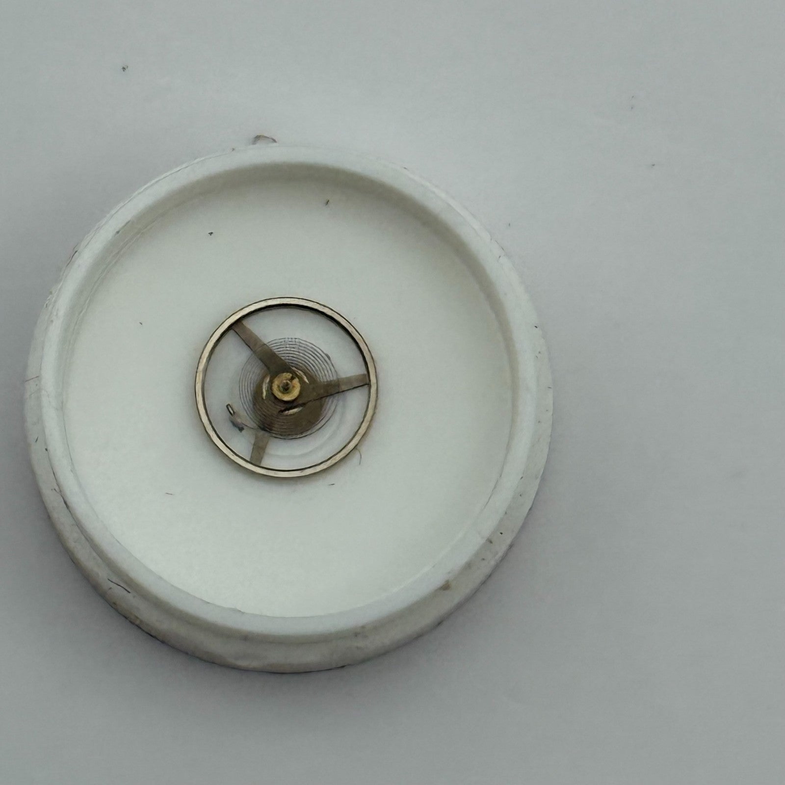 AS 1677 Balance Wheel Complete And Spring 5½’’’ 1225 M Watch Movement Parts NOS