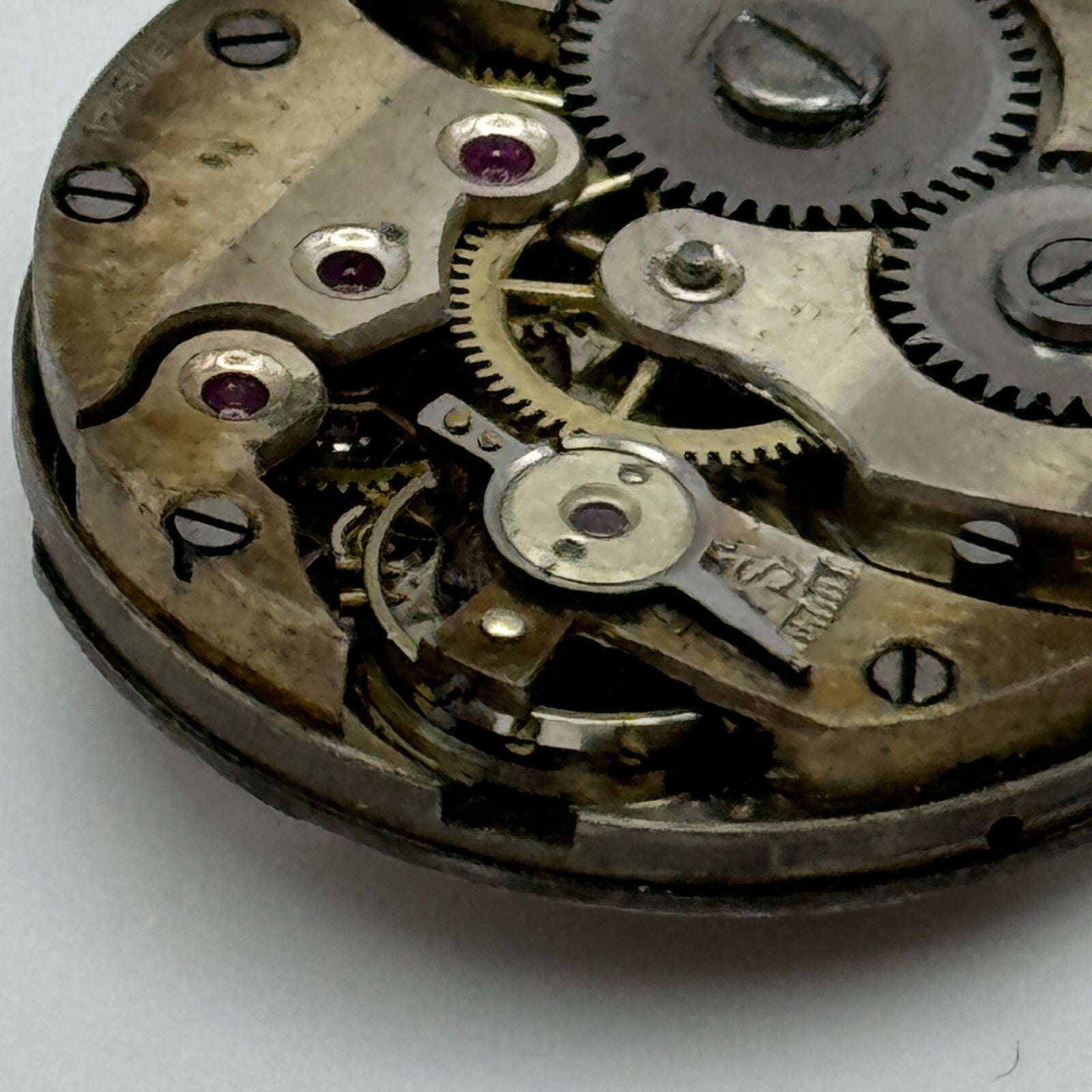 23.6mm Unidentified 15 Jewels Swiss Vintage Manual Wind Watch Movement PARTS