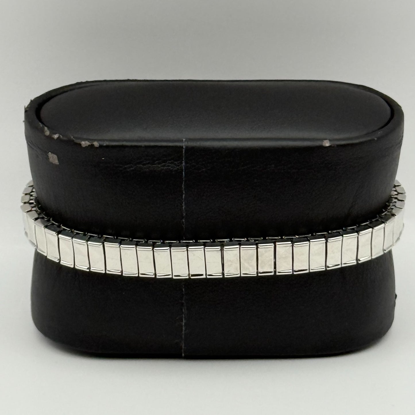 Citron Ladies Quartz Watch Silver Tone Expandable Band Steel Working 21mm