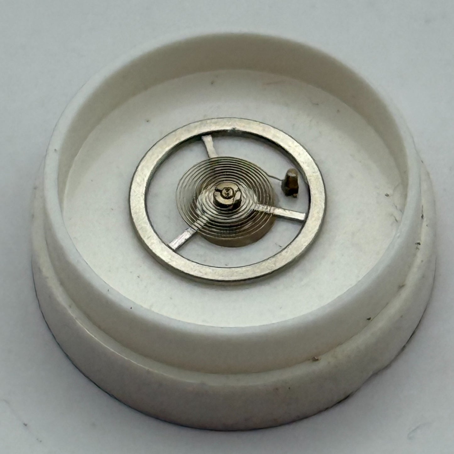 BFG 917 Balance Wheel Complete And Spring  10½’’’  1262 Watch Movement Parts NOS