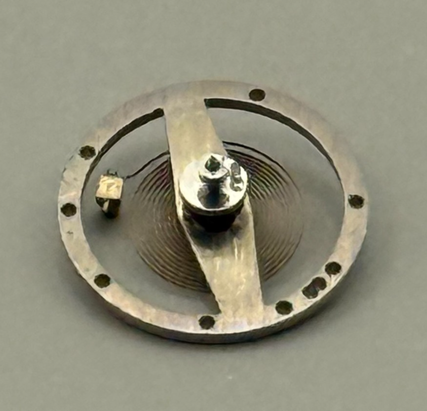 BRAC 2021 Balance Wheel Complete And Spring 5¼’’’ 69 M Watch Movement Parts NOS