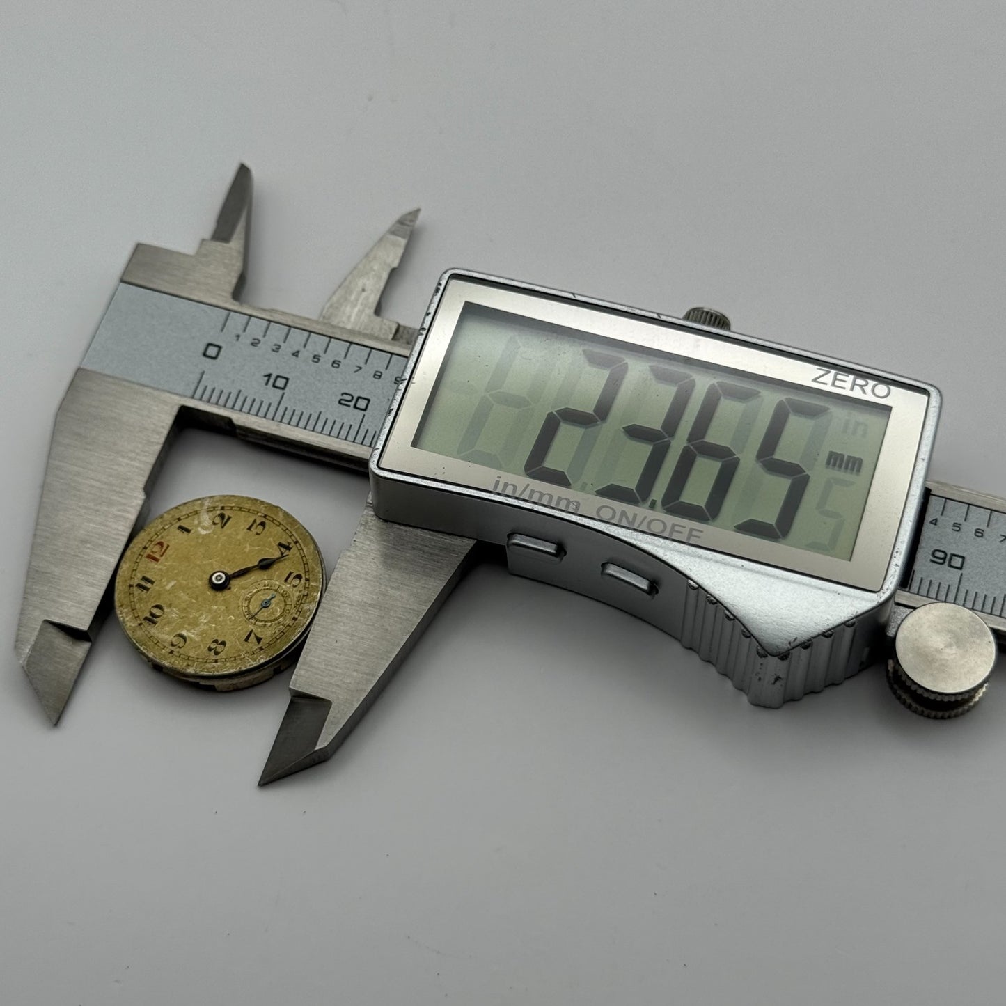 R&S Rotherham & Sons Watch Movement Manual Wind Vintage Parts Repair 23.6mm