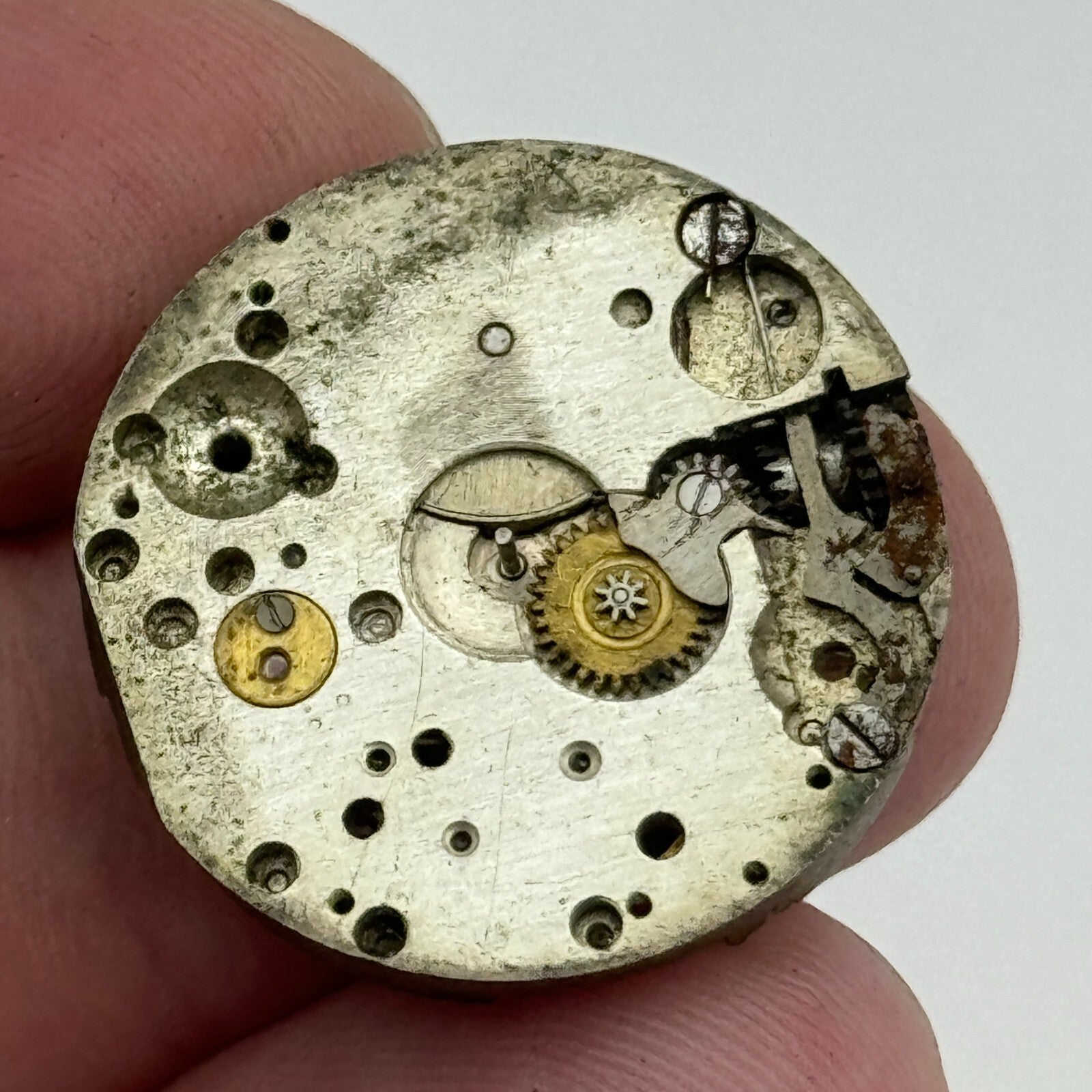 23.6mm Unidentified Swiss Made Vintage Manual Wind Watch Movement PARTS SPARES