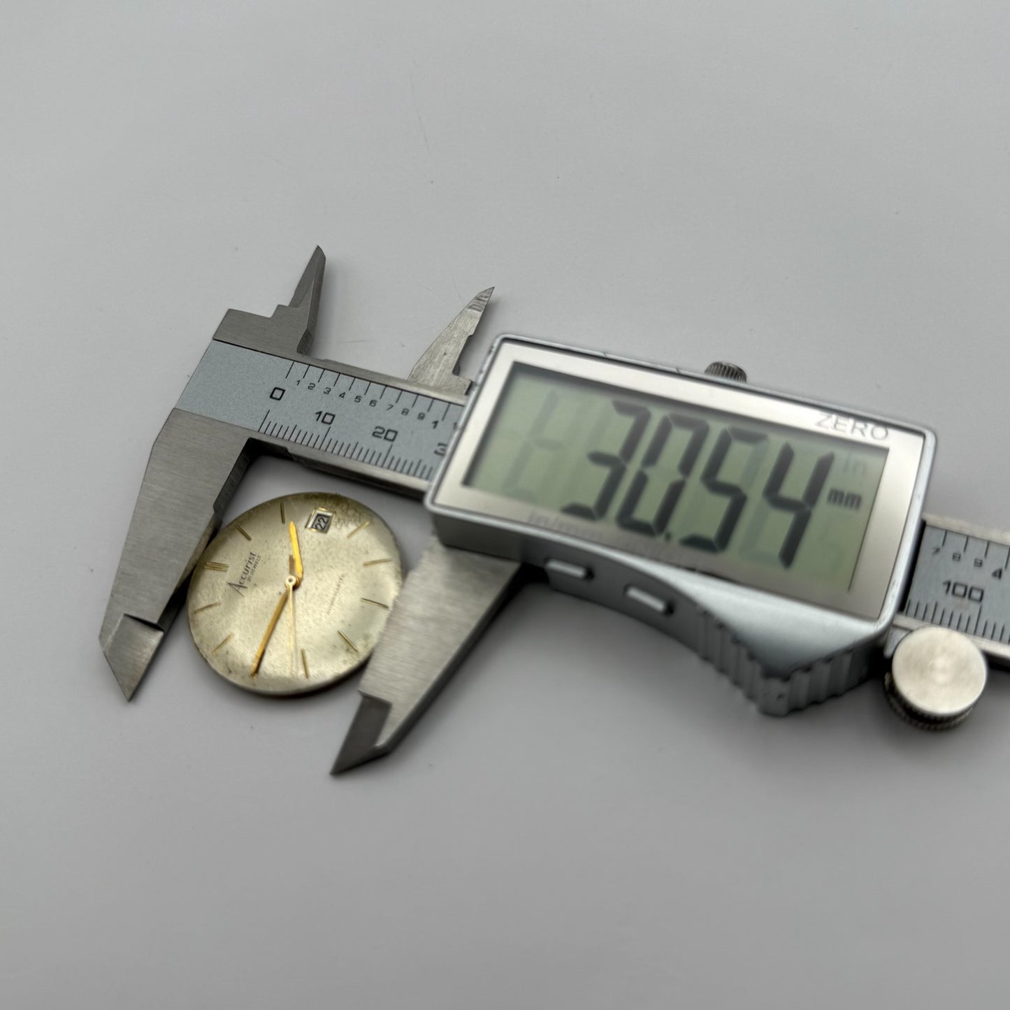 ETA 2409 Watch Movement Accurist Manual Wind Vintage Swiss Parts Repair 25.9mm