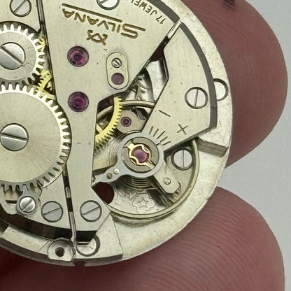 26mm Silvana Cal 240 17 Jewels Vintage Manual Wind Swiss Watch Movement PARTS