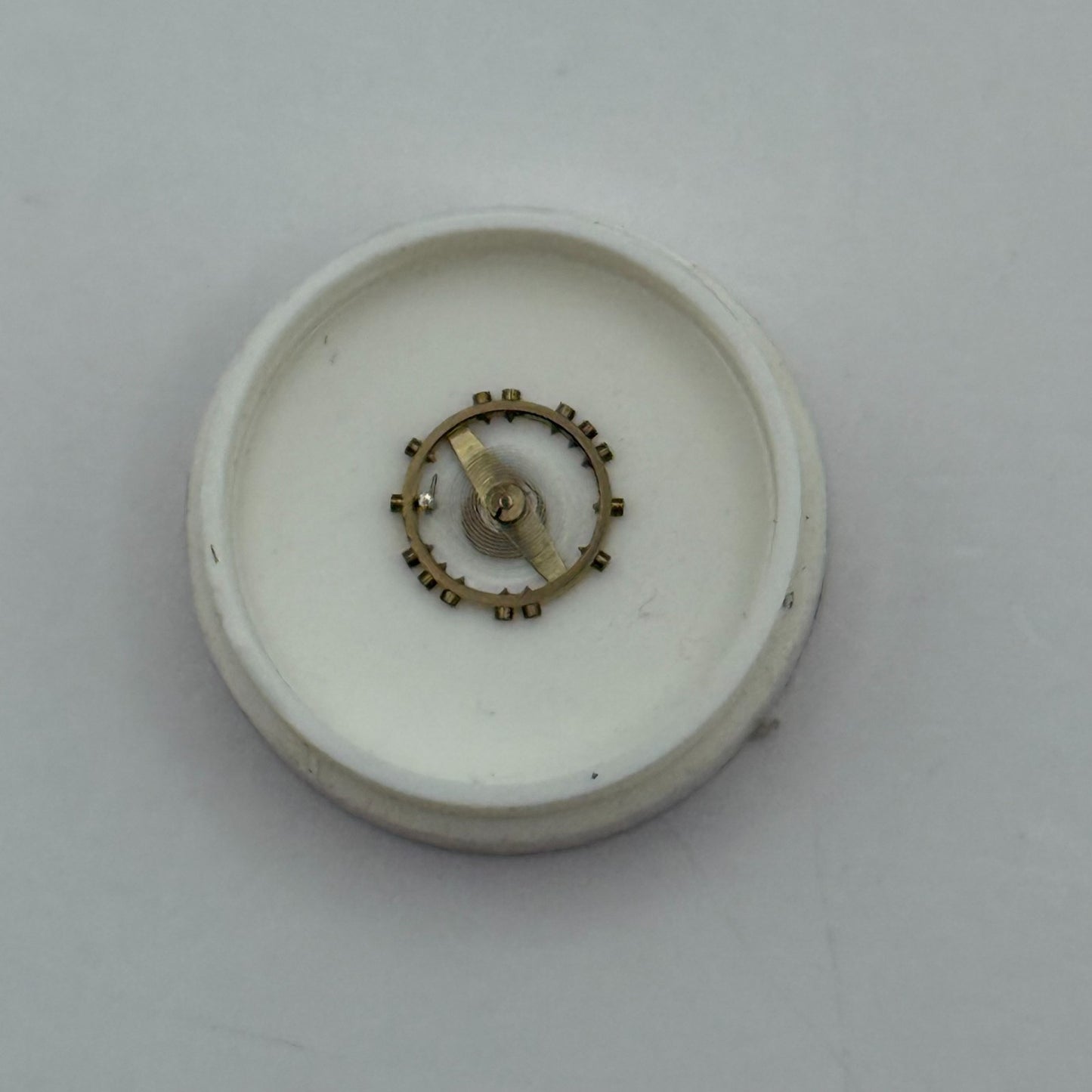 FEF 430 6600 Balance Wheel Complete And Spring 943 M Watch Movement Parts NOS