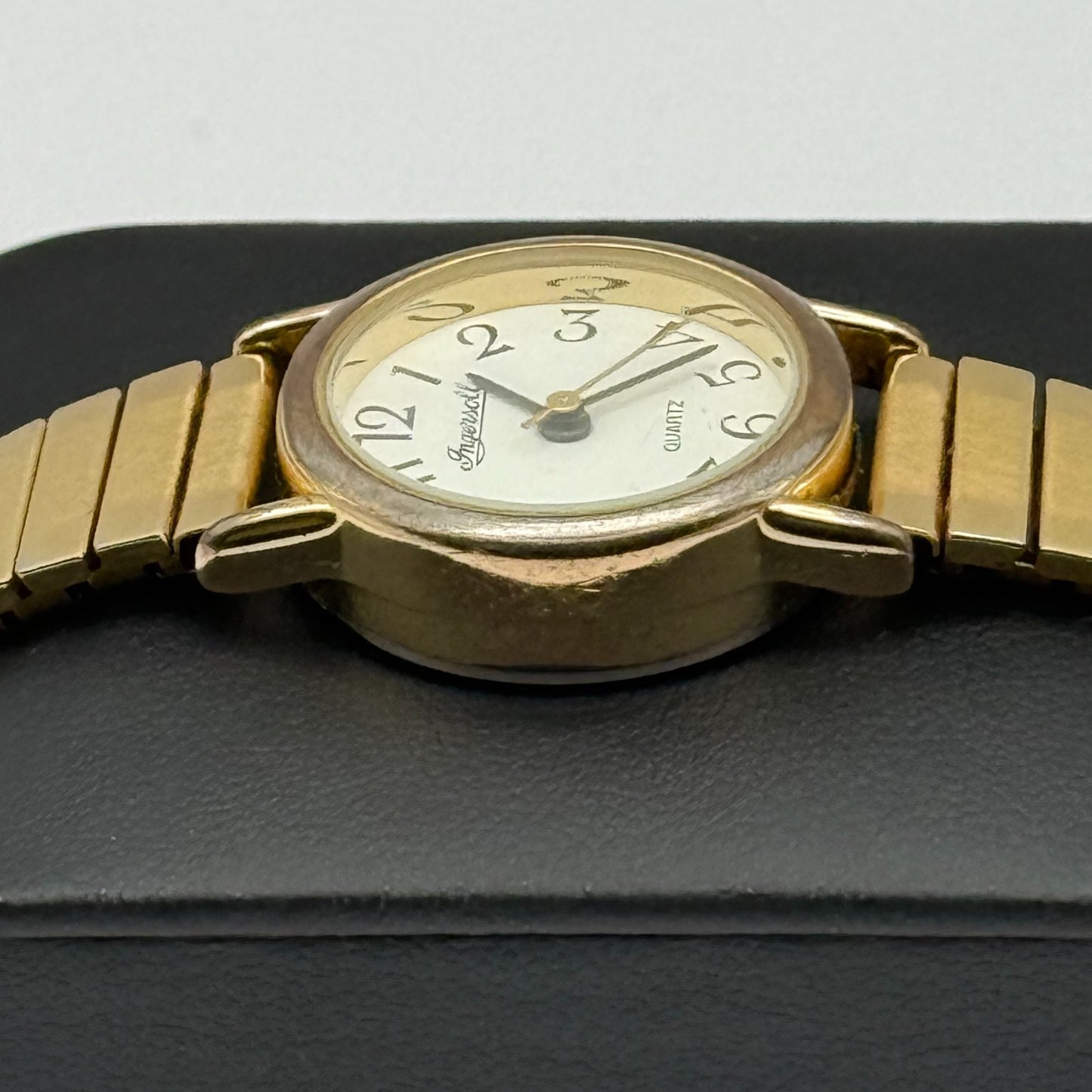 Ingersoll Ladies Quartz Watch White Dial Gold Tone Stretch Band Working 21mm