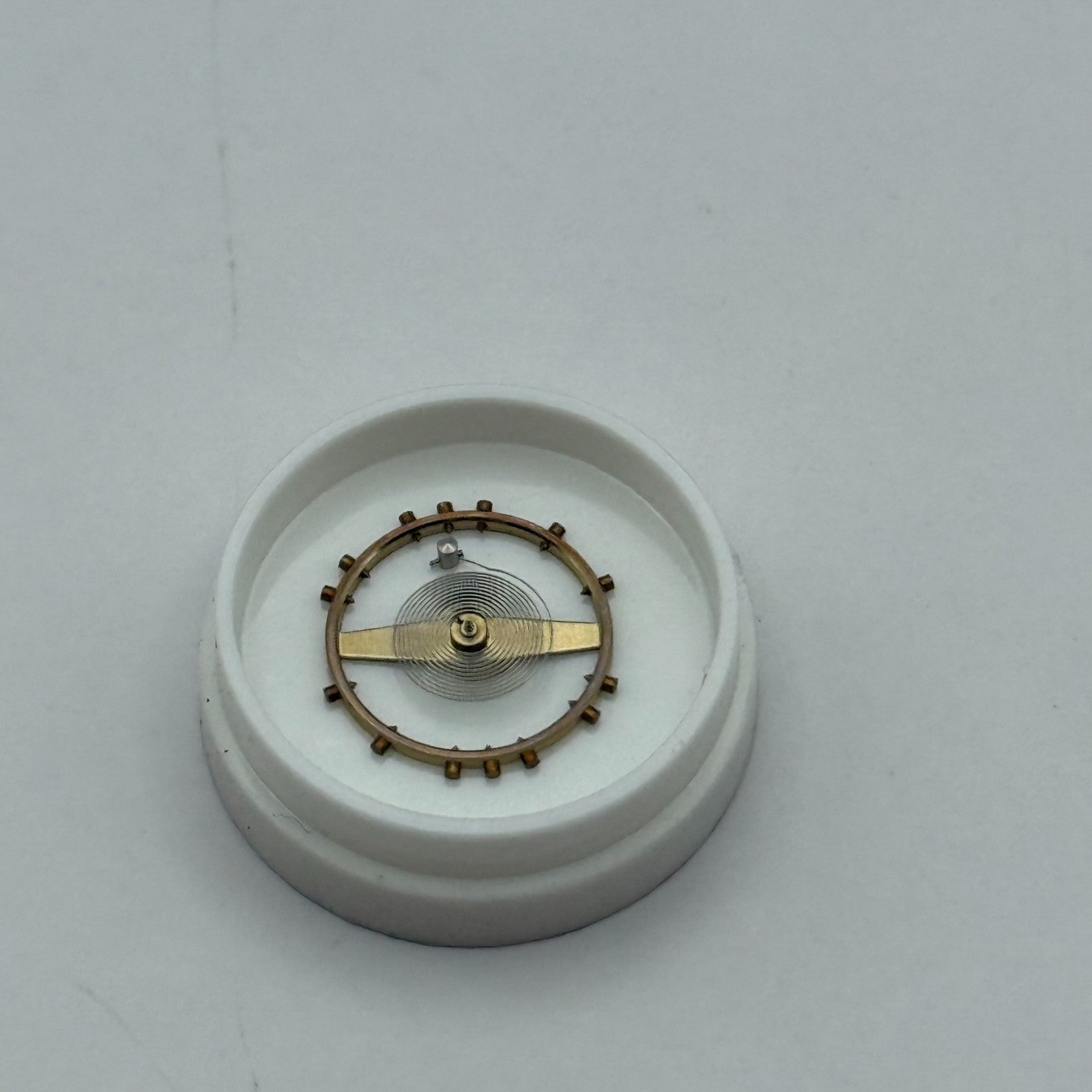 Felsa 4000 Balance Wheel Complete And Spring  965 M Watch Movement Parts NOS