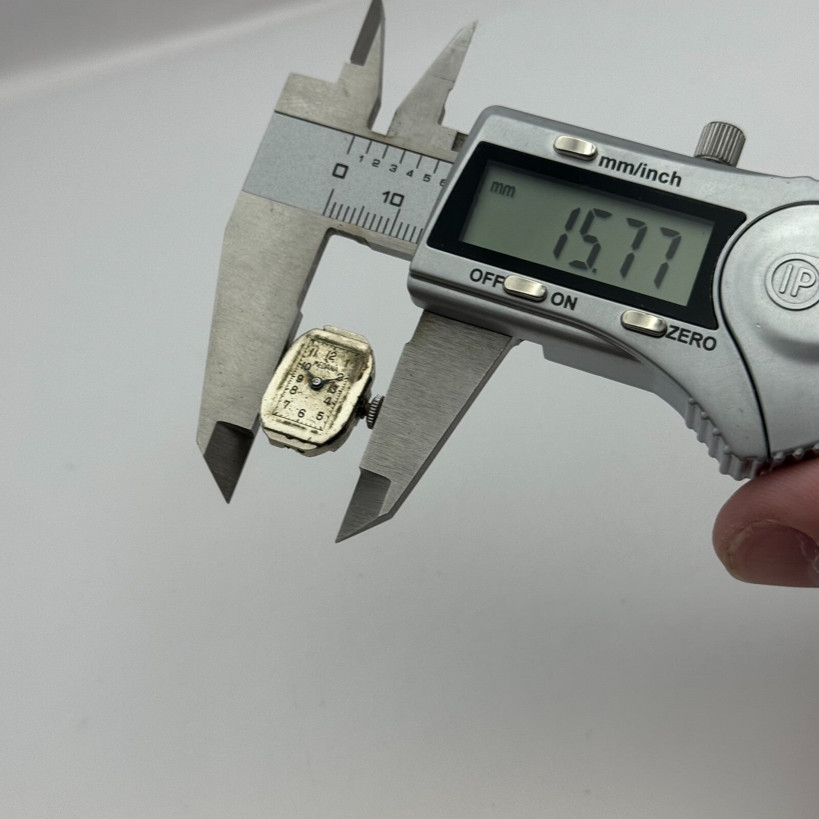 12.8mm Balance Ok Medana 8275 Manual Wind 7 Jewel Swiss Watch Movement PARTS