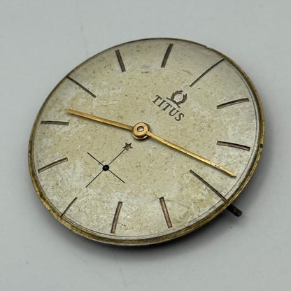 Solvil et Titus Peseux 330 Watch Movement Manual Wind Vintage Swiss Parts 25.9mm