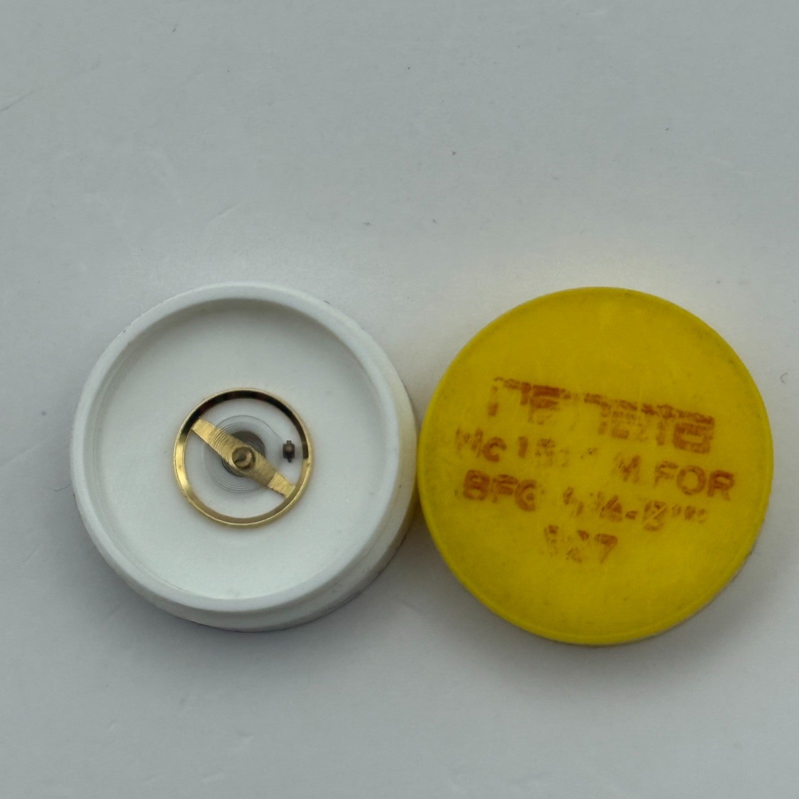 BFG 927 Balance Wheel Complete And Spring 5¾–8’’’ Watch Movement Parts NOS 