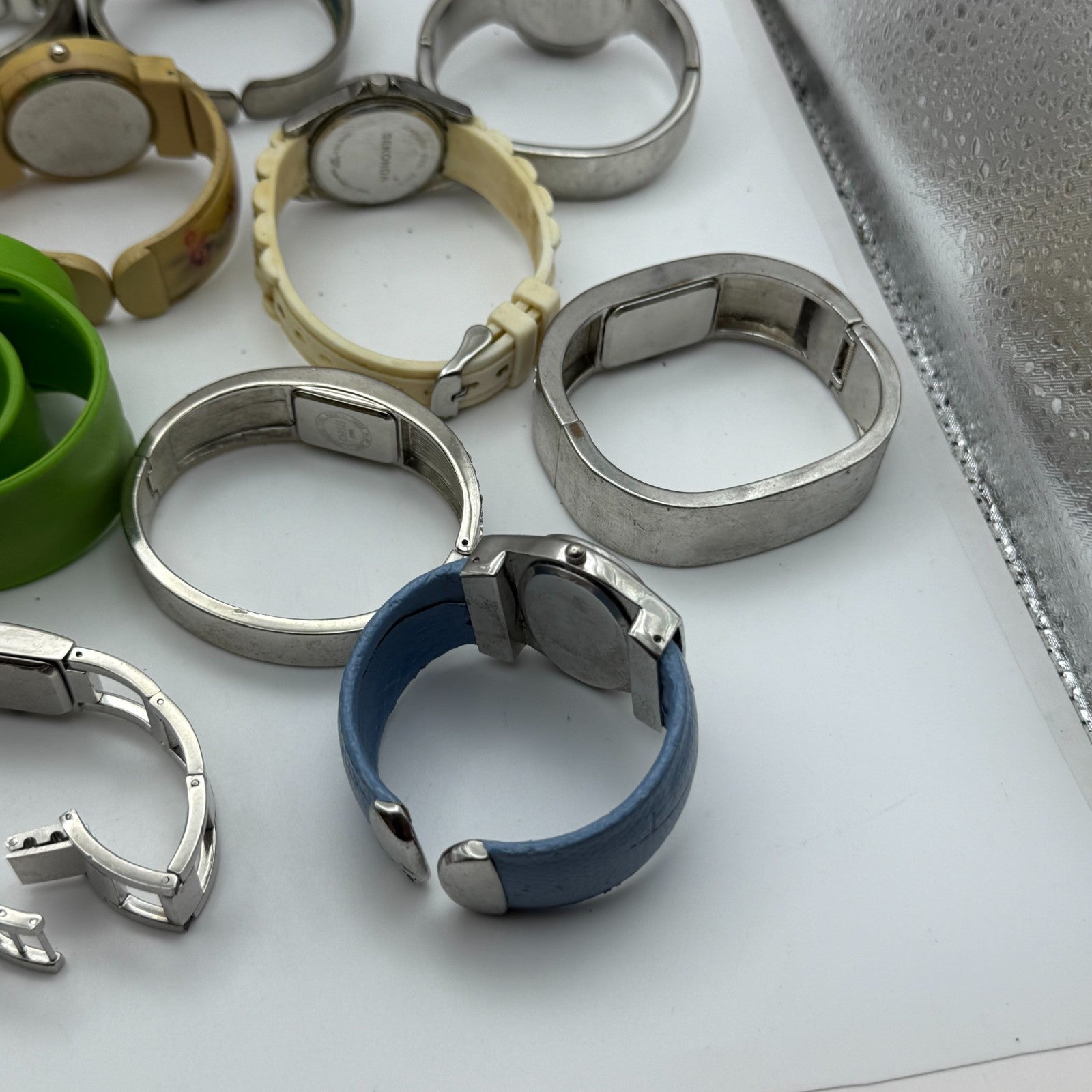 Large Bundle Of Vintage / Modern Quartz Watches Joblot UNTESTED PARTS REPAIR