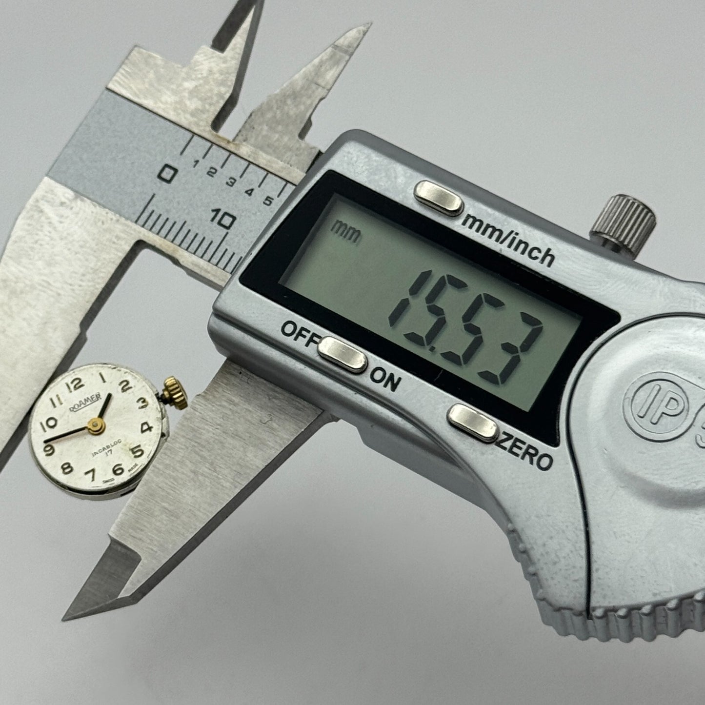 15.5mm Running ETA 2412 Roamer Manual Wind Ladies Watch Movement Vintage PARTS