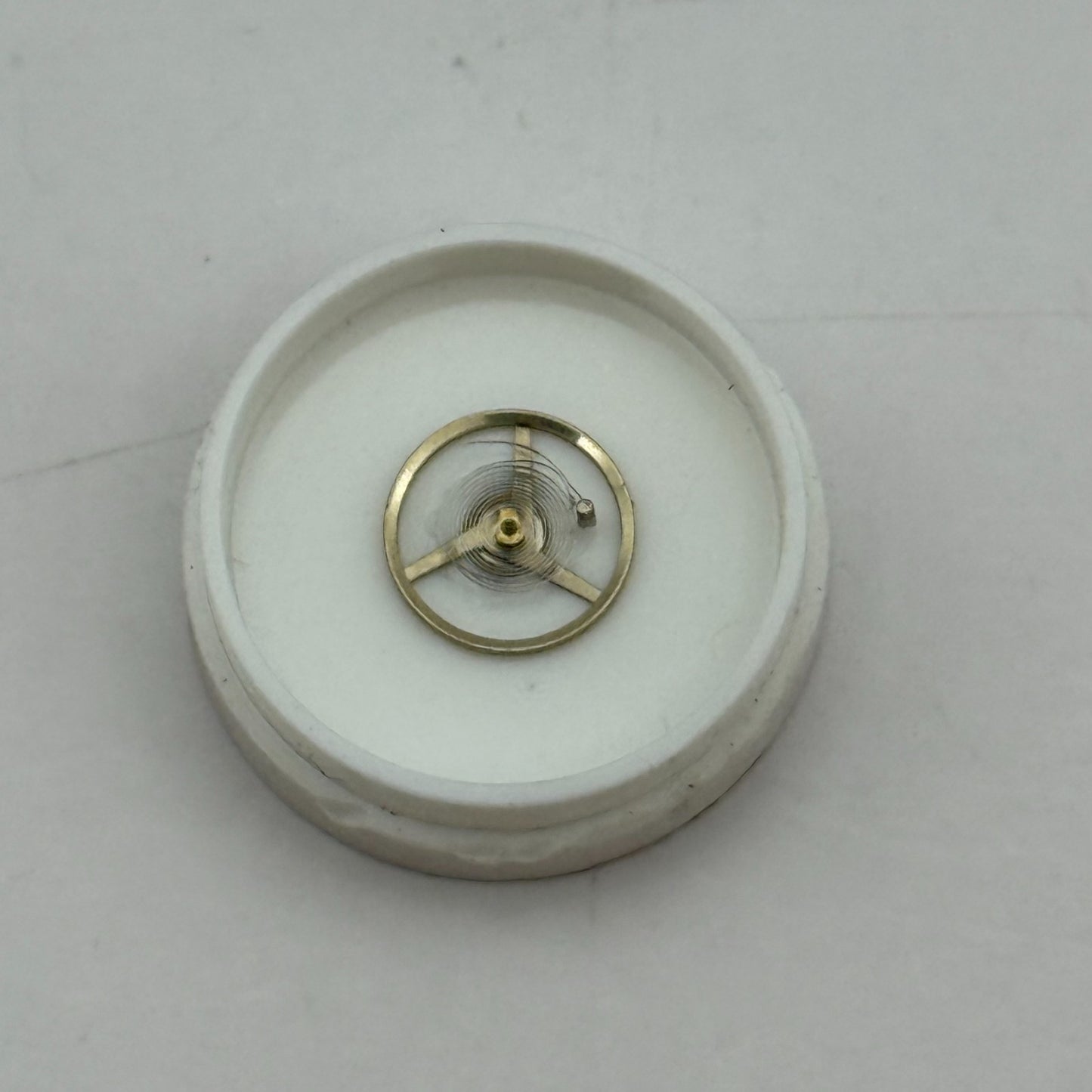 ST 69-21 Balance Wheel Complete And Spring 1509 M Watch Movement Parts 