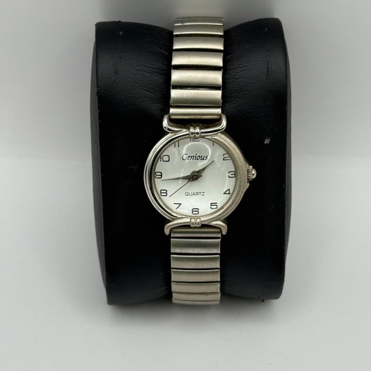 Genious Ladies Quartz Watch Silver Tone Expandable Band Japan Steel Working 24mm