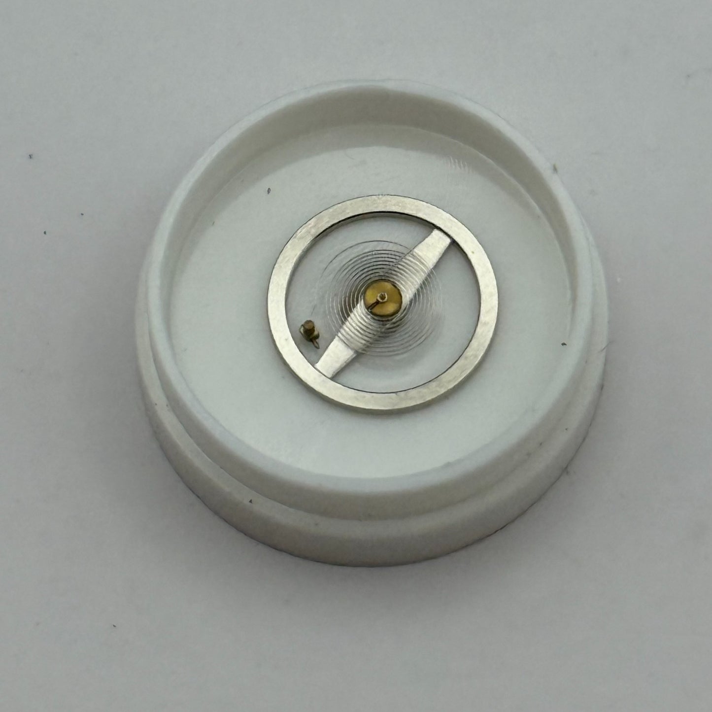 RL RAX 1013 1237 Balance Wheel Complete And Spring 1679 M Watch Movement Parts