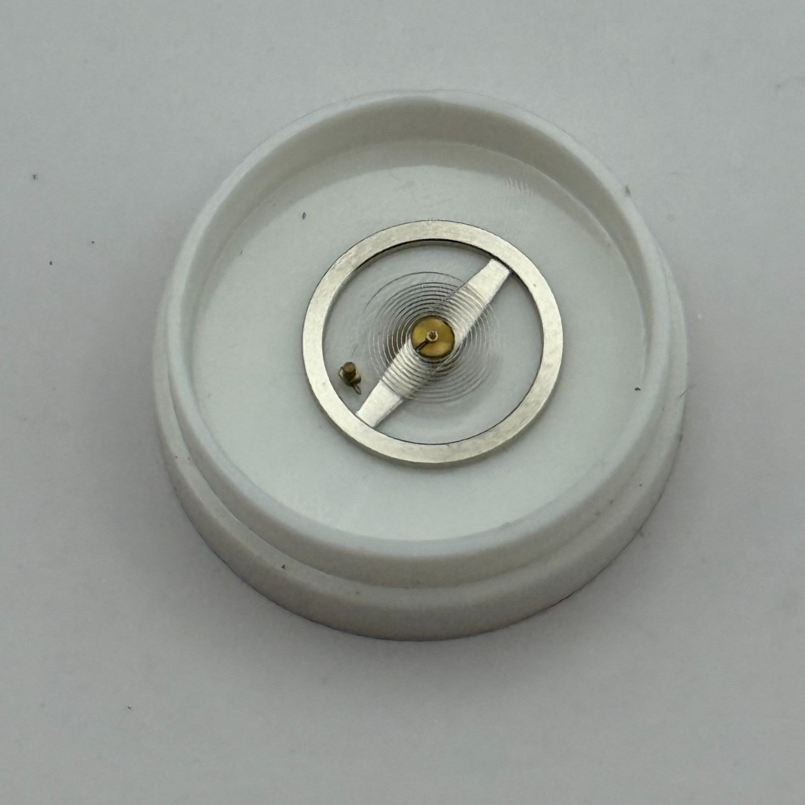 RL RAX 1013 1237 Balance Wheel Complete And Spring 1679 M Watch Movement Parts