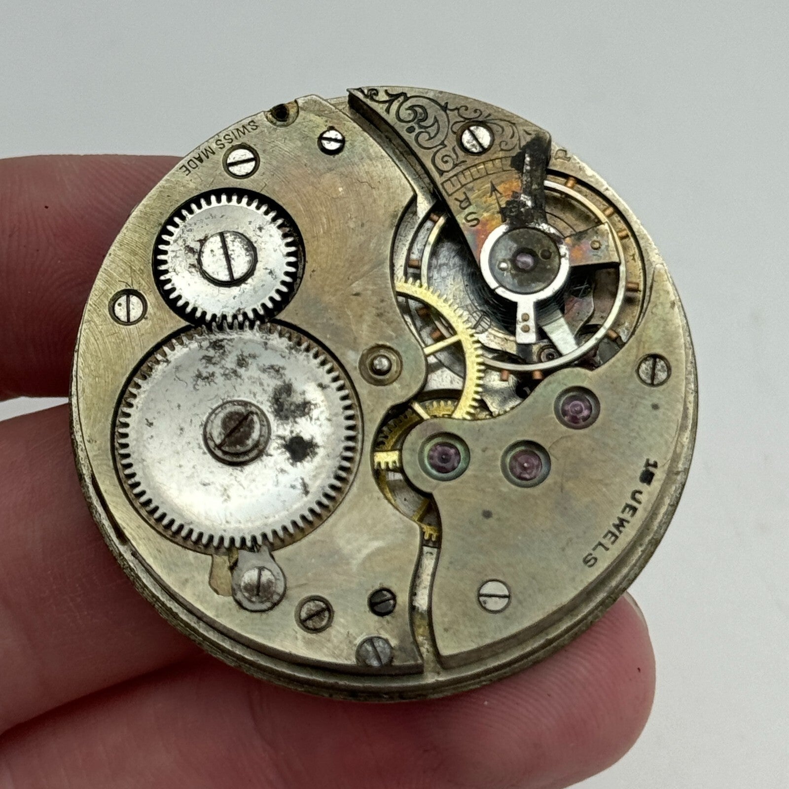 42.9mm Unidentified Swiss 15 Jewels Vintage Pocket Watch Movement PARTS SPARES