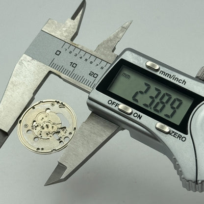 23.8mm ETA 555.415 Swiss 1 Jewel Quartz Partial Watch Movement Vintage PARTS