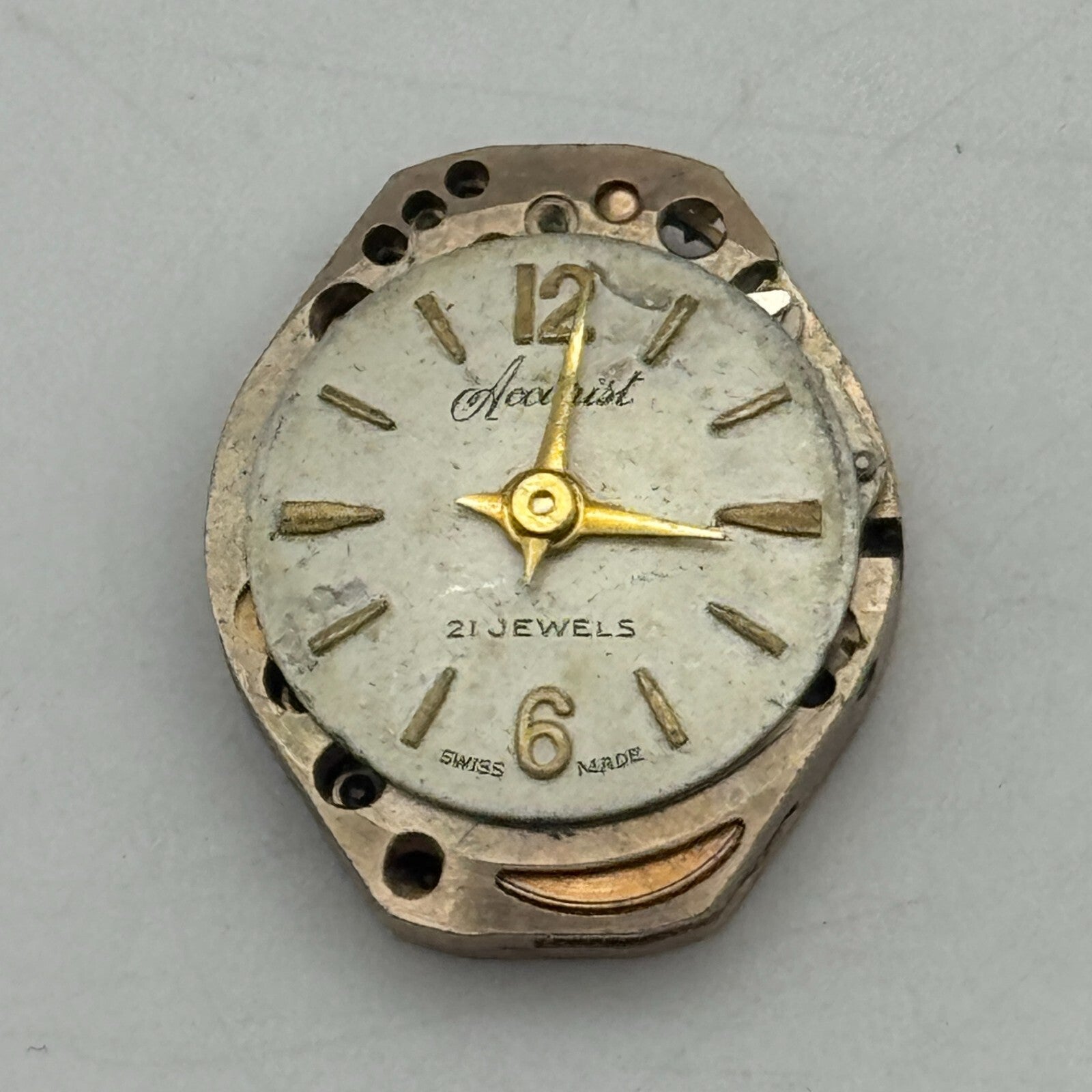 15.3mm Ladies Accurist FHF 60 Manual Wind Watch Movement Swiss Vintage PARTS