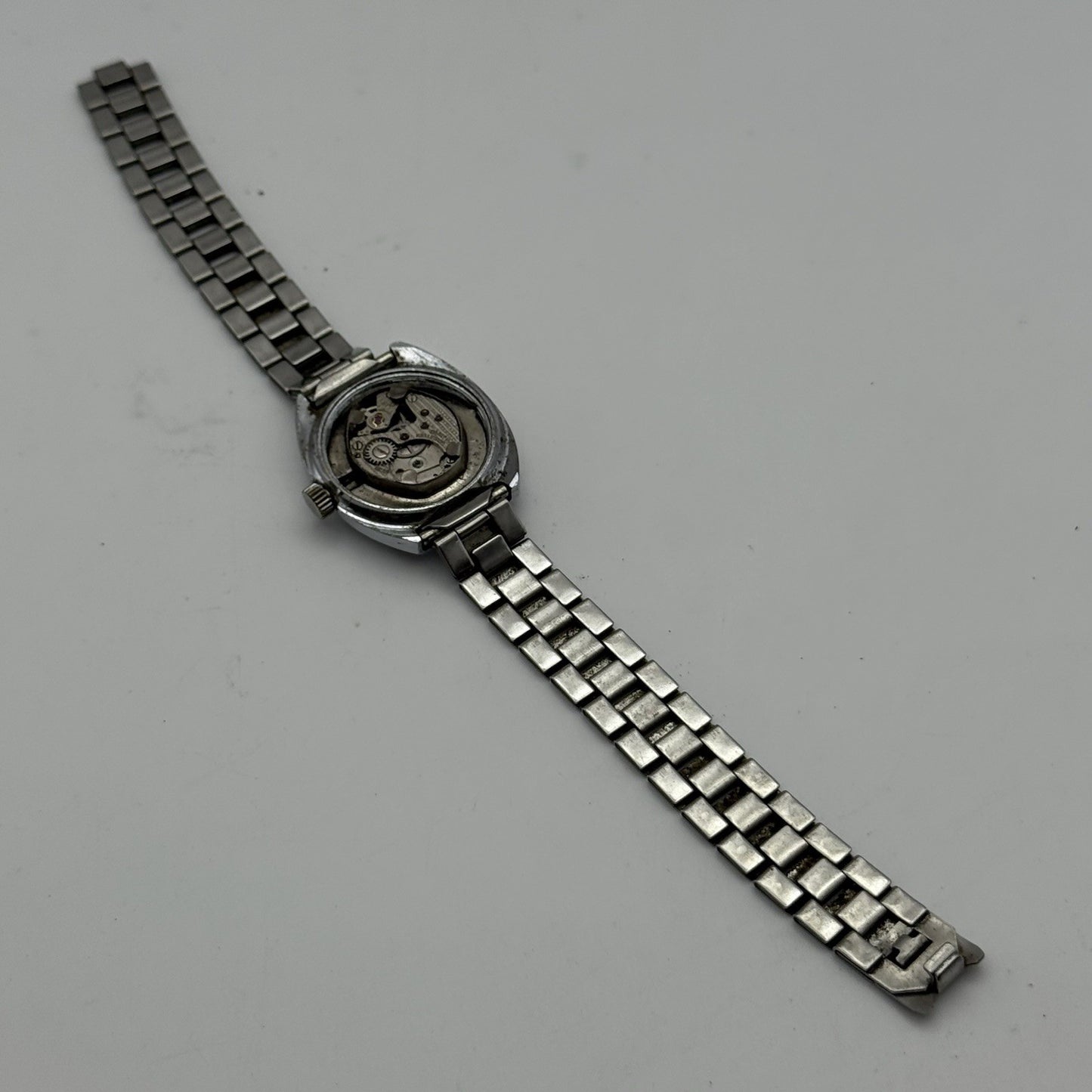 27mm Vintage Cliper 17 Rubis Incabloc Manual Wind Swiss Watch For PARTS REPAIR