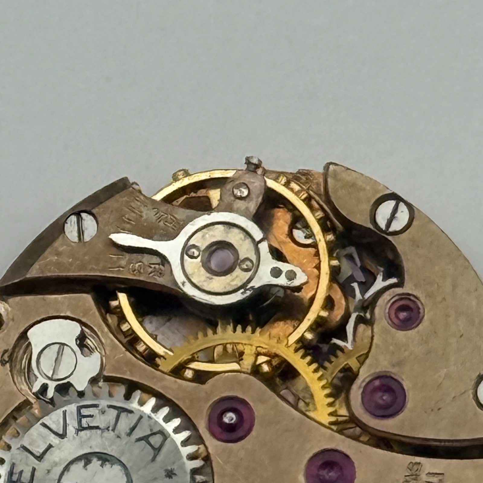 Helvetia 2665 Watch Movement Running Manual Wind Vintage Parts Repair 19.6mm
