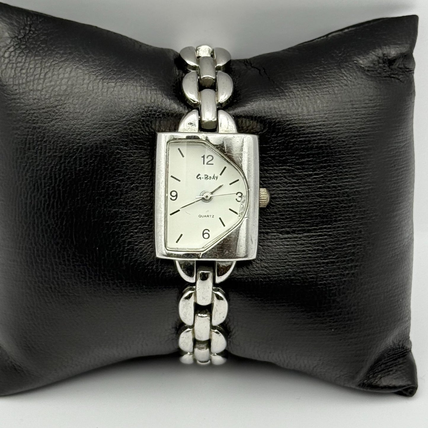 G-Body Time Ladies Quartz Watch White Dial Silver Tone Bracelet Working 19mm