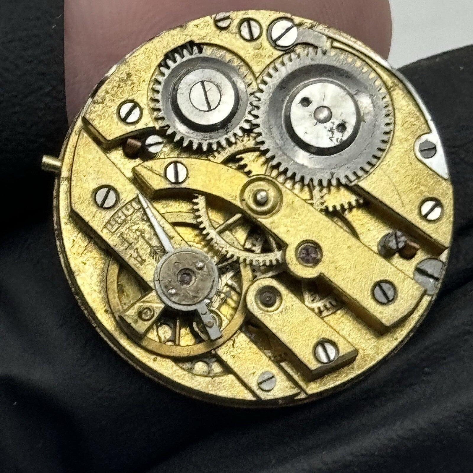 26.7mm Quality White Porcelain Dial Cylinder Watch Movement FOR PARTS